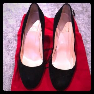 Christian Louboutin black suede round toe pump- 37